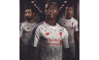 Jeftini Rezervni Dres Liverpool 2018-19 široko priznati